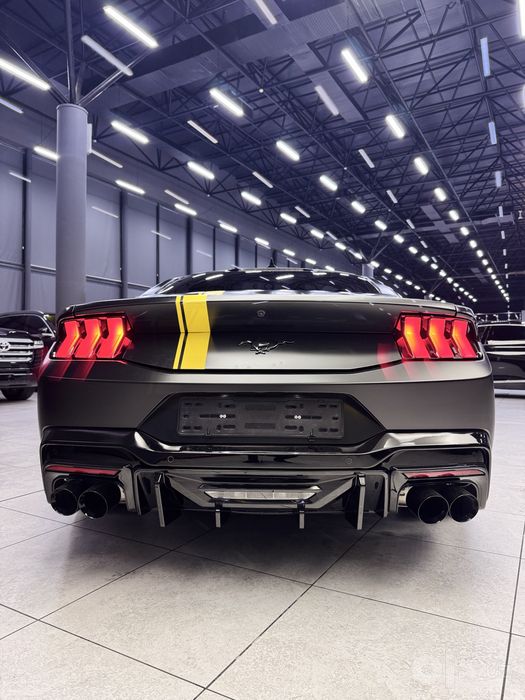 Продается Ford Mustang 2.3 eco boost 2024