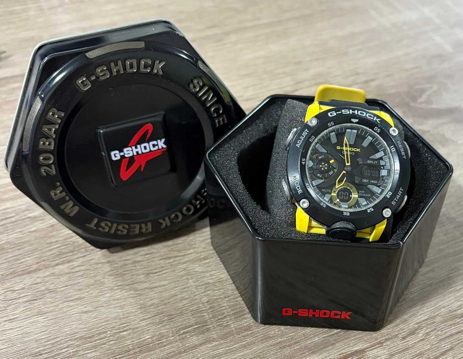 Часовник Casio G-Shock GA-2000-1A9ER