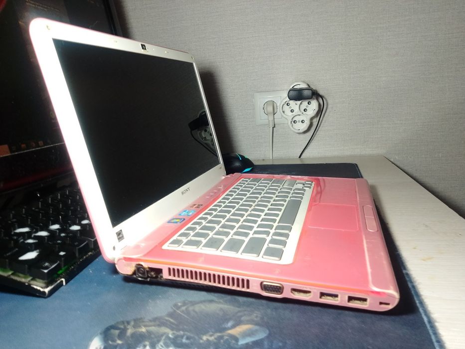 Продам ноутбук Sony Vaio PCG-61715V