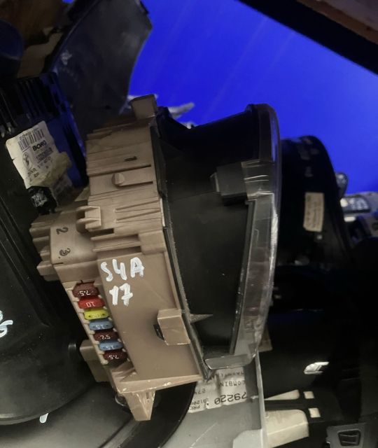 Ceasuri bord 768-040U Toyota Aygo prima generatie