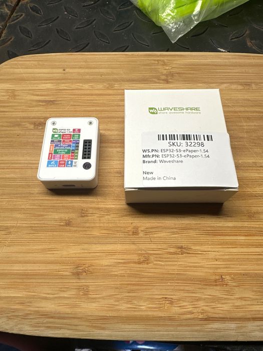 Waveshare ESP32-S3 ePaper 1.54" V2 WiFi Bluetooth – нов