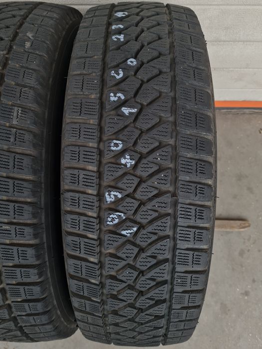 Зимни гуми за Бус 4 броя BRIDGESTONE Blizzak W810 195 70 R15C дот 2319