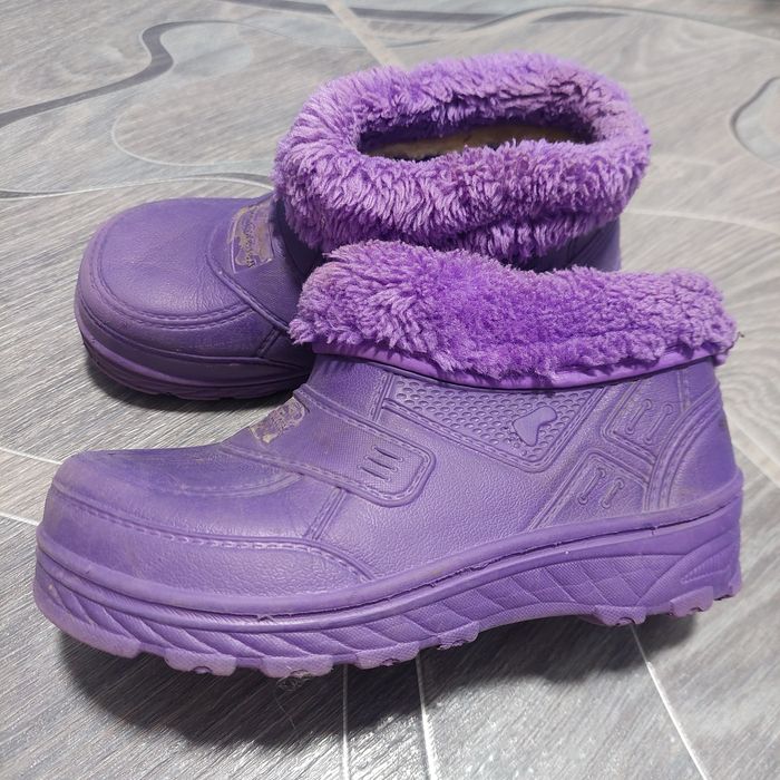 Отдам галоши детские