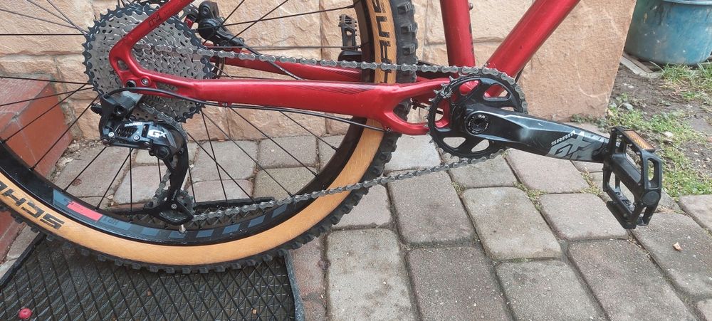 Specialized  Fuse 1-11 vit GX roti 27,5