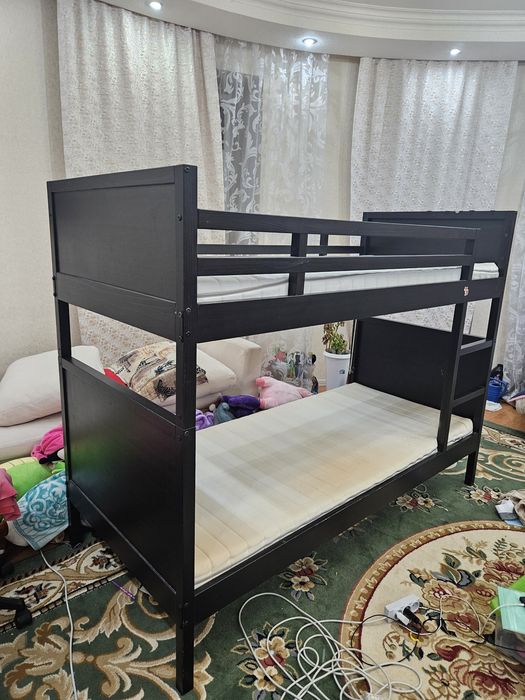 Двухярусная , деревянная кровать IKEA