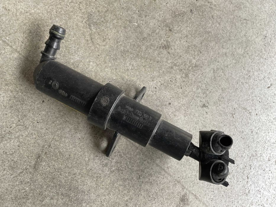 Spalator far stanga Skoda Octavia 2 cod 1Z0955965A