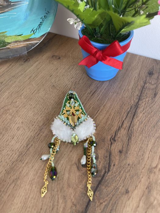 Саукеле брошь