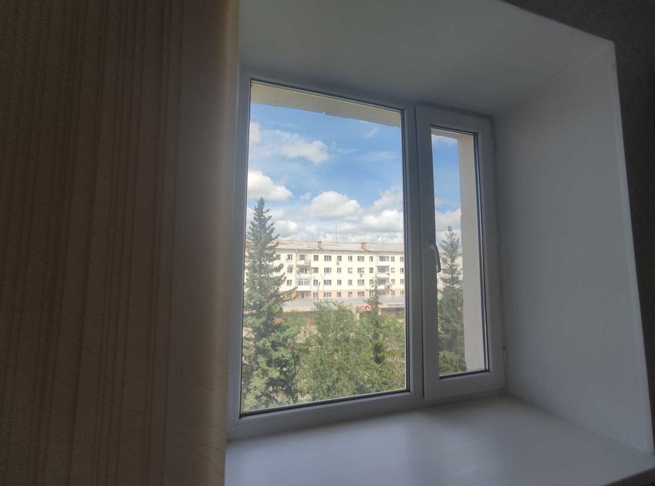 Продам 4х ком квартиру в центре города