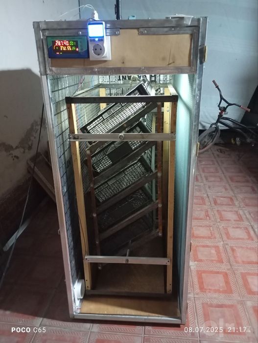 Продаётся инкубатор на 520 яиц