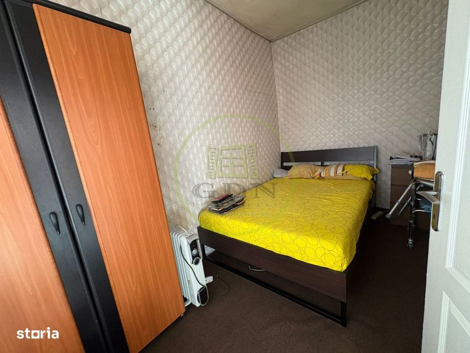 Apartament, 3 camere, 95 mp, decomandat, zona Centrala