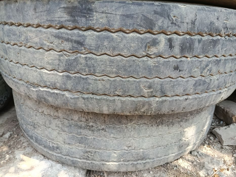 Шины на грузовую.