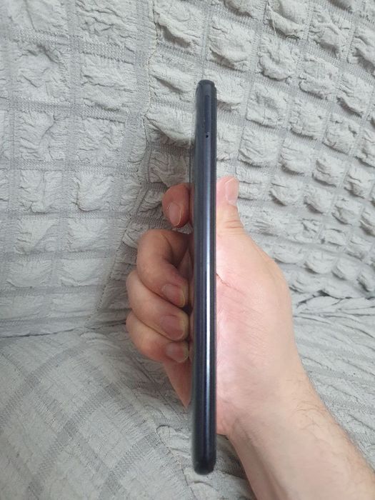 Samsung Galaxy A50 4/128GB Black Gray Original Igravoy Holati Yaxshi