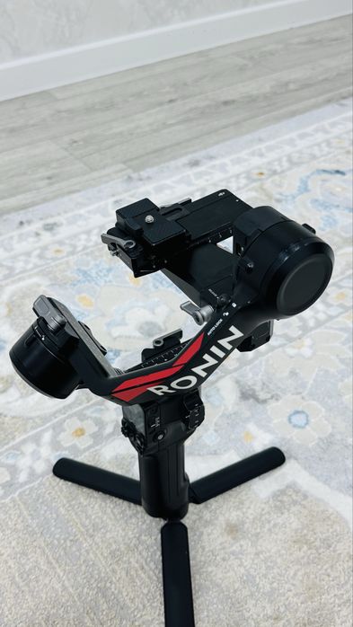 Dji Ronin Rs4 satylady