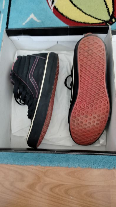 Original. Teneși Vans Of The Wall.