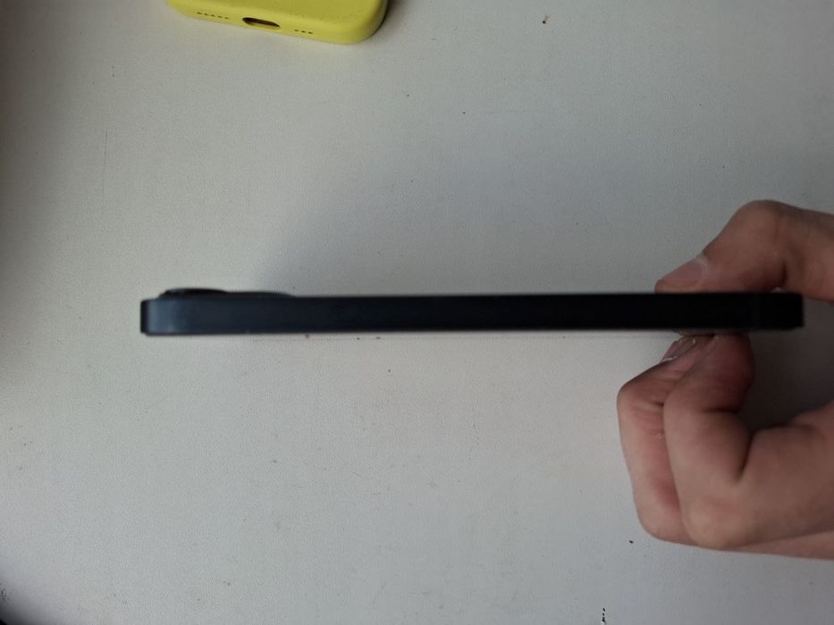 IPhone 13 синий цвет 140к