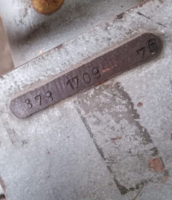 Продам швеиная машинка солдатка