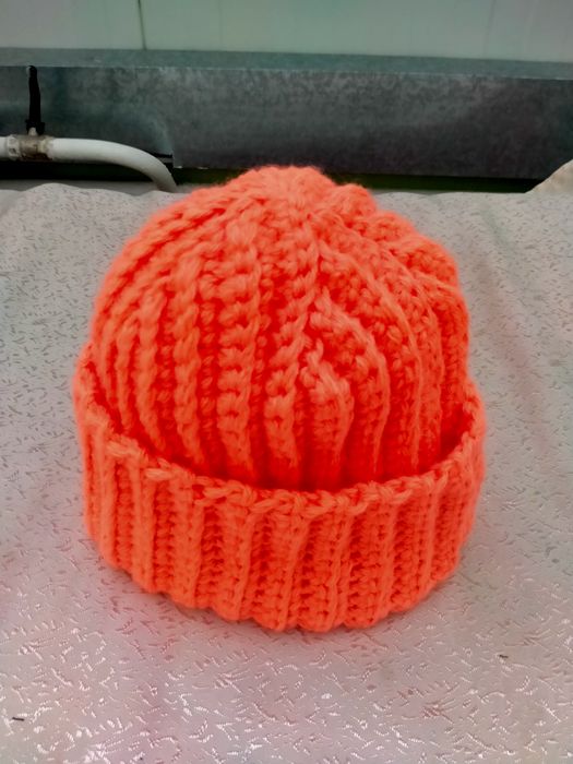 Продаю шапки ручной работы