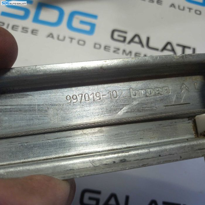 Macara Electrica pentru Geam Usa Portiera Dreapta Fata Citroen C4 2004 - 2010 Cod 997019-102 [2109]