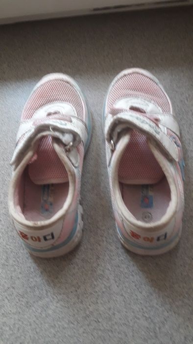 Кроссовки 28 размер