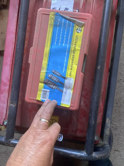 Dispozitive pentru indoit otel lat , patrat si teava si extender teava