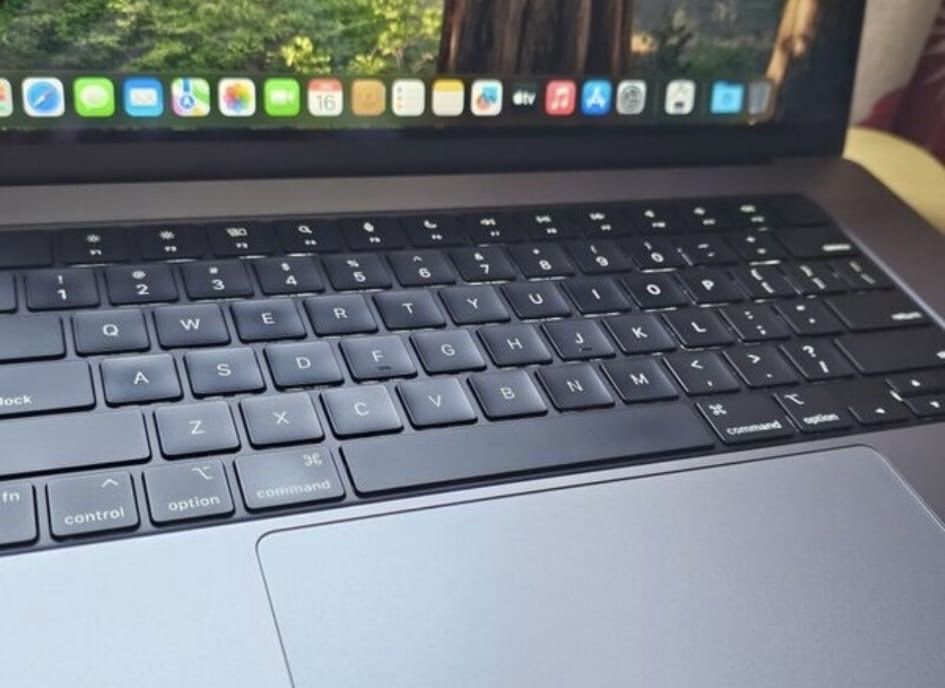 MacBook Pro 16" M1 Pro as new