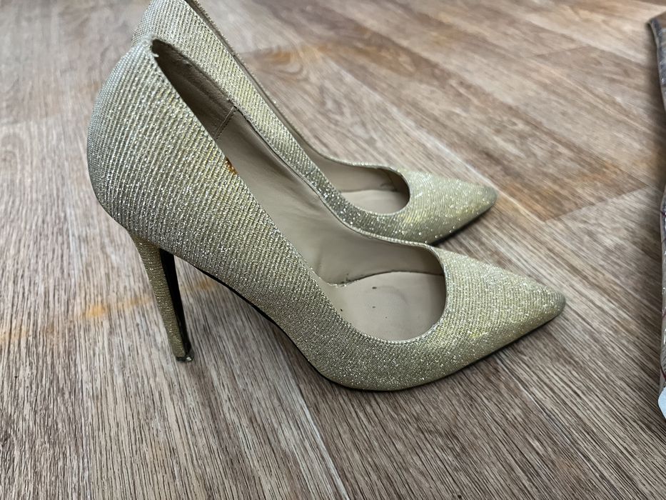 Продаются туфли 36 размер