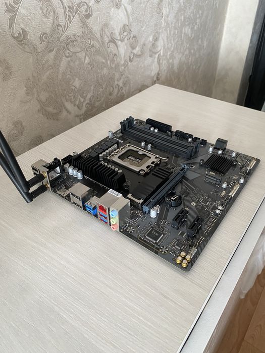 Материнские платы  2х