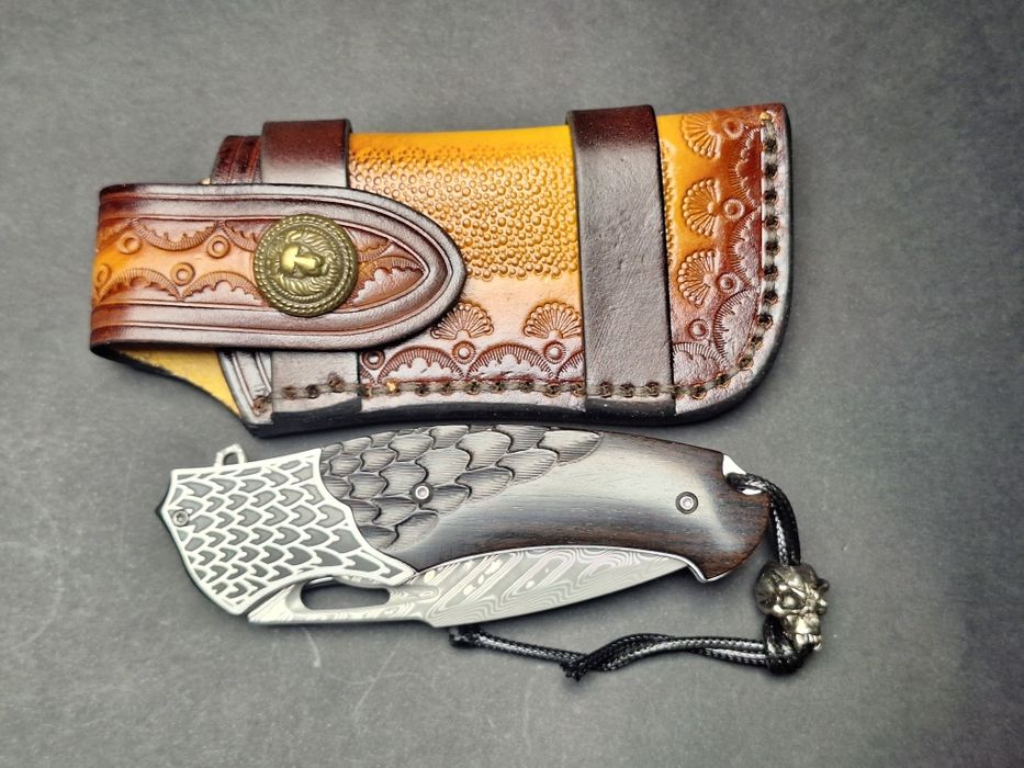 Сгъваем нож от дамаска стомана VG-10 стомана с кожен калъф