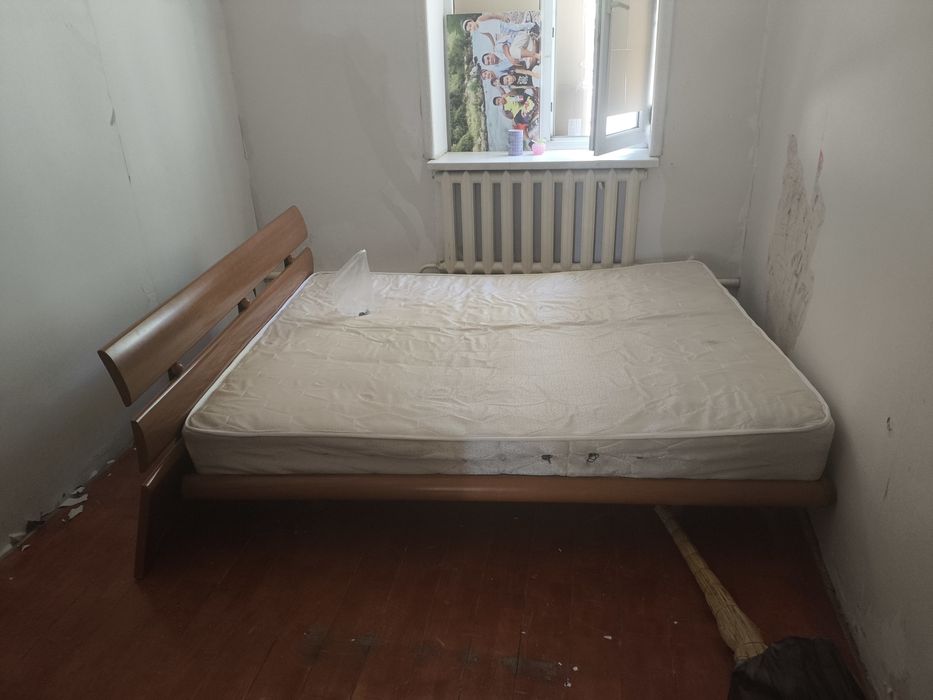 Кровать двуспальная