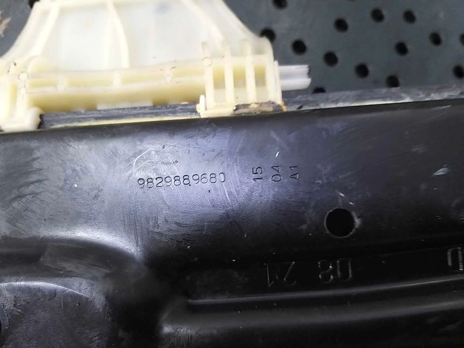 Macara geam electric dreapta fata opel vivaro c 9829889680