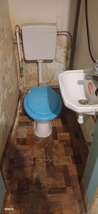 Vand casa in Centru
