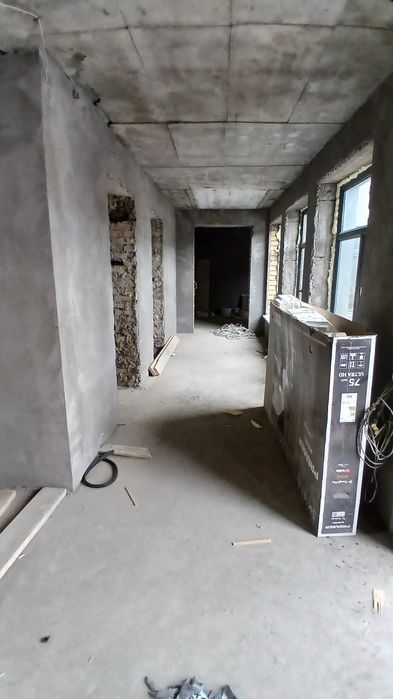 Hitech uy Olmaliq oydin