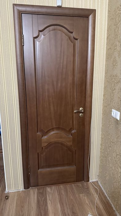 Межкомнатные двери, Двери