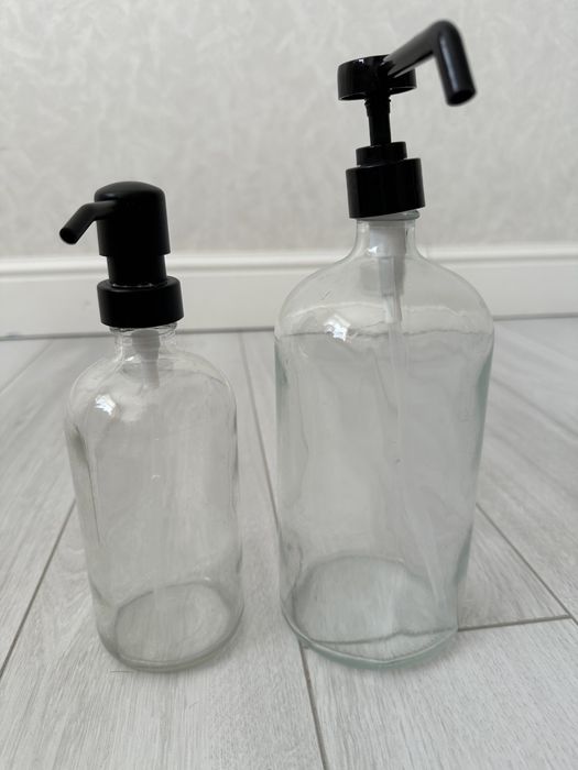 Продам диспенсер для жидкого мыла