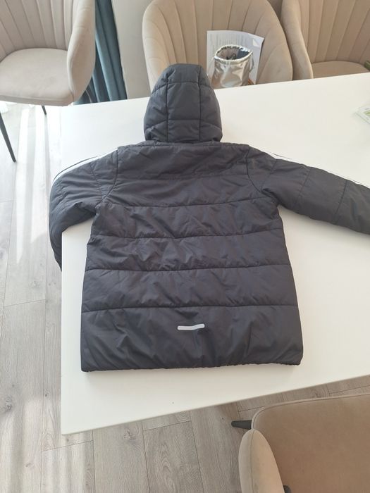 Куртка Adidas  Essentials 3-stripes padded kids б/у