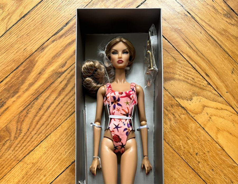 Кукла Integrity Toys. Bombshell Beach. Natalia Fatale.