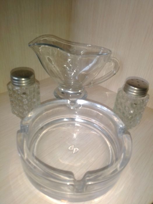 Продам     посуду