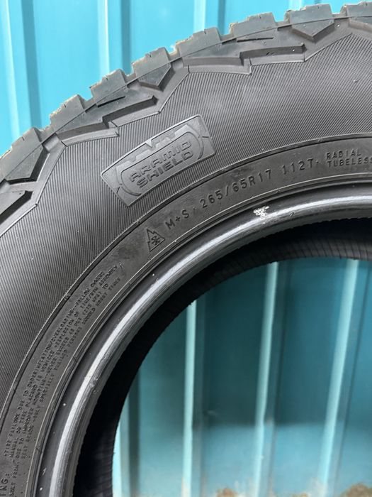 Nokian Outpost AT 265/65/17