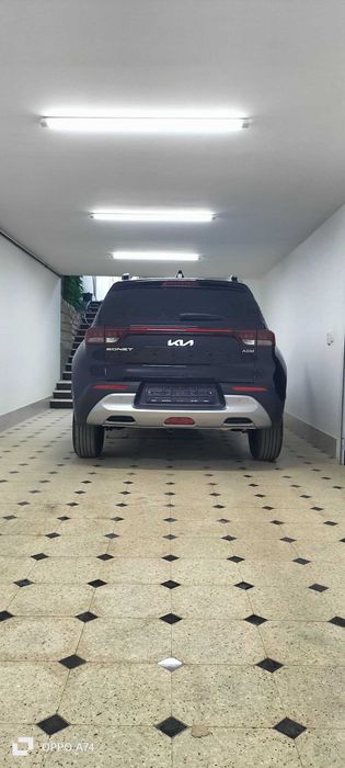 KIA Sonet full чёрный