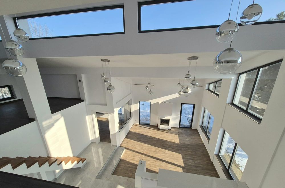 Casă moderna Hlincea 170 mp – teren 1500 mp – living  spectaculos