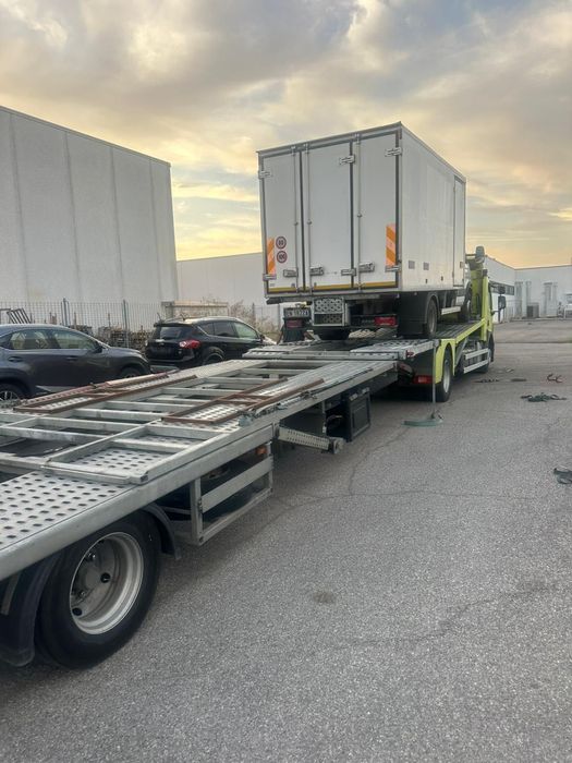 Transport autoturisme microbuze dube utilaje Italia  Romania