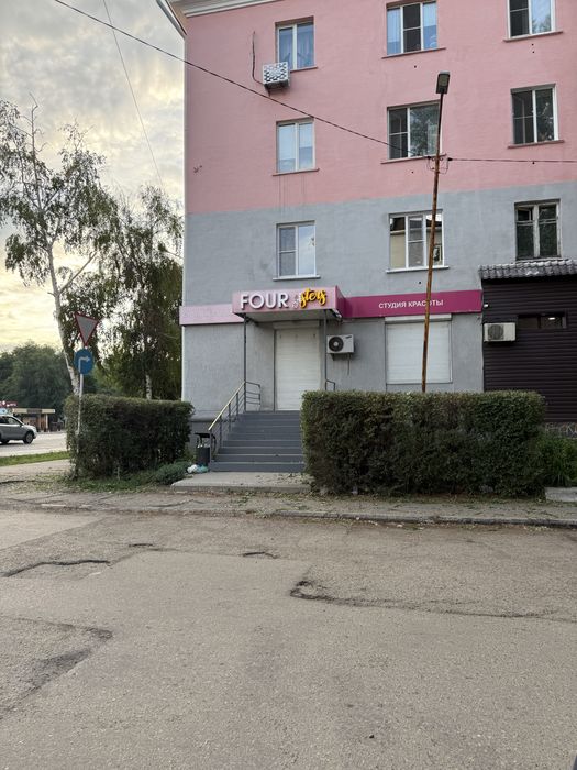 Стрижка кустов живая изгородь