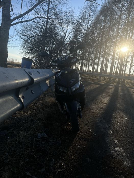 Продам скутер м8