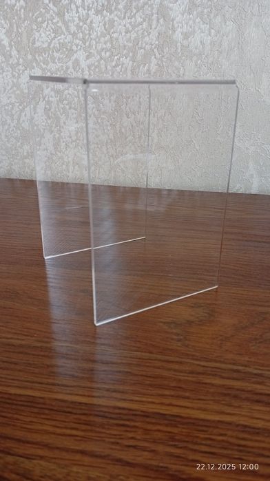 Ценники и подставки для товара