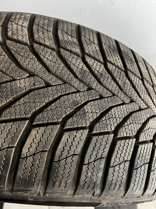 Зимни гуми Nexen Winguard 2 245/40 R20