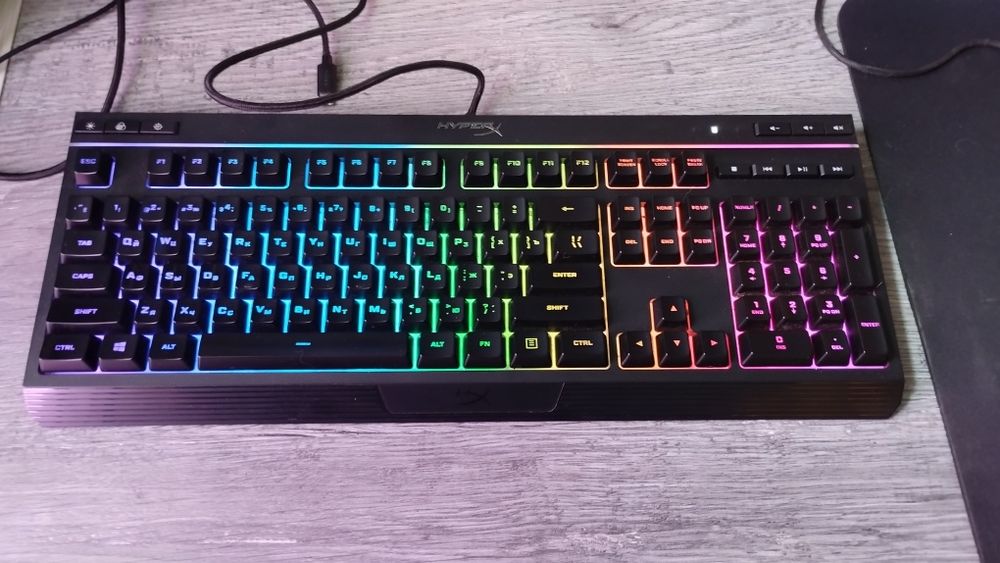 Продажа клавиатуры HyperX