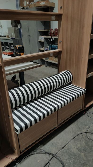 Reparatii canapele Retapitare