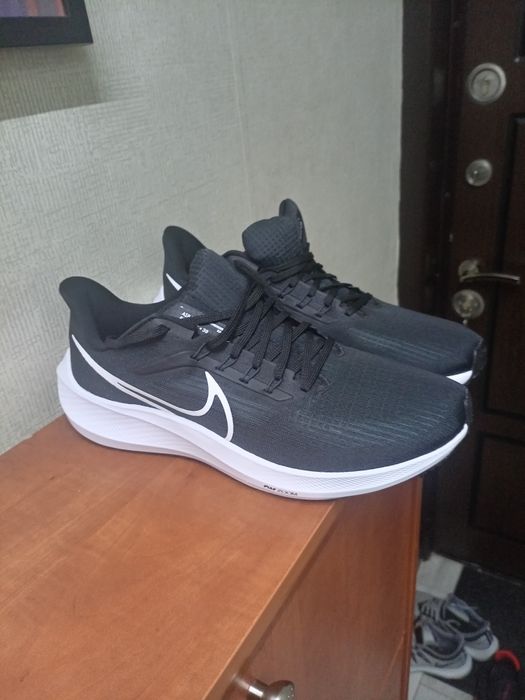 мъжки маратонки Nike