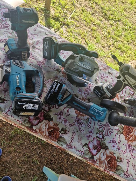 Scule MAKITA pe 18 V