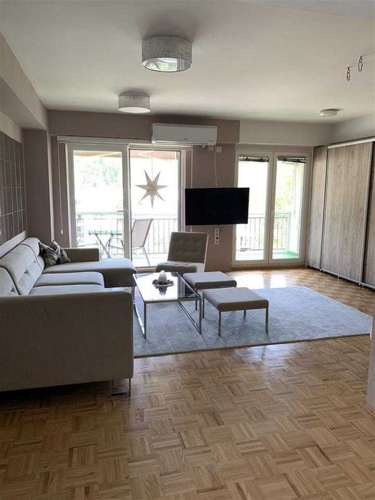 Дава се под наем Двустаен апартамент в София, Витоша - 68 кв.м за 561 € - Снимка #1